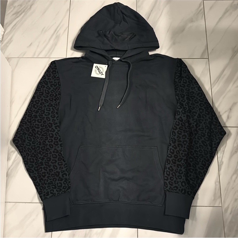 Men’s Oakley Pullover Hoodie